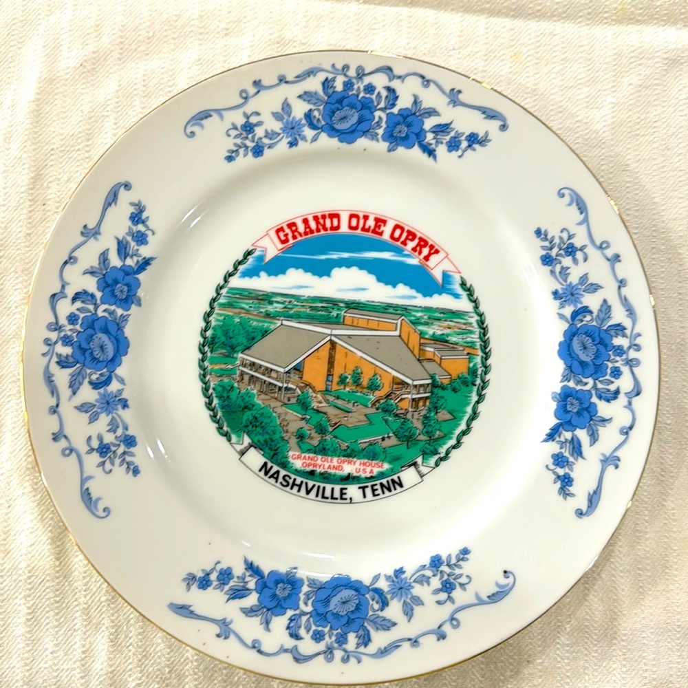 Vintage State Collector Plate Grand Ole Opry Nashville, Tennessee